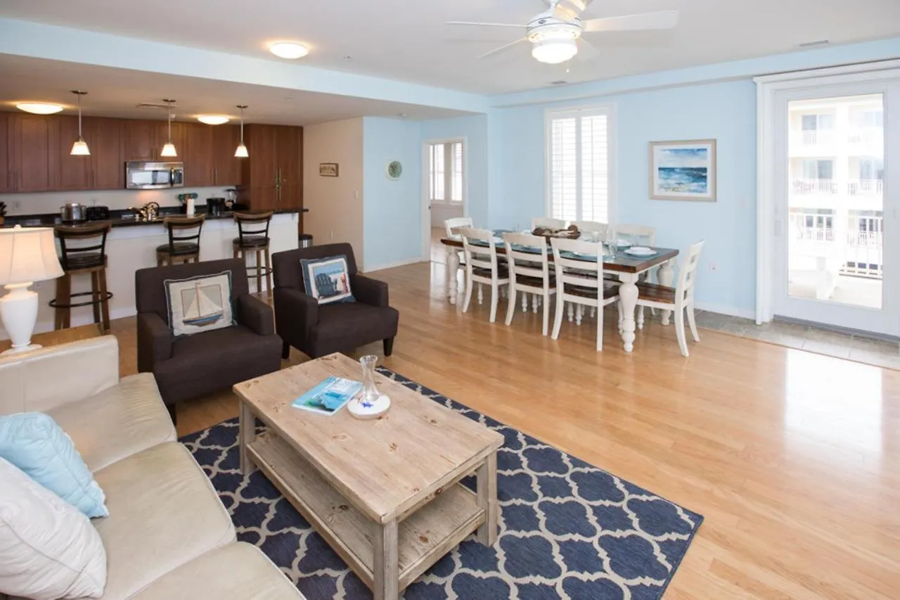 The Sanctuary - Getta Tan B238 Apartment Virginia Beach