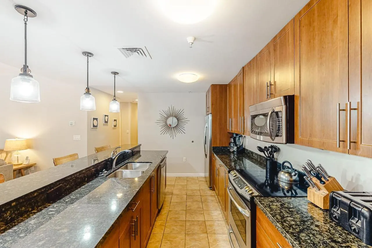 The Sanctuary - Getta Tan B238 Apartment Virginia Beach